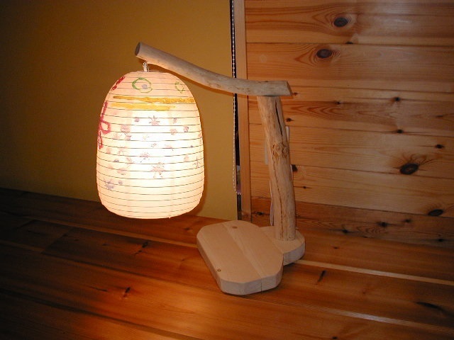 スタンドライトno4 Standlight 自作 ログハウスで木工